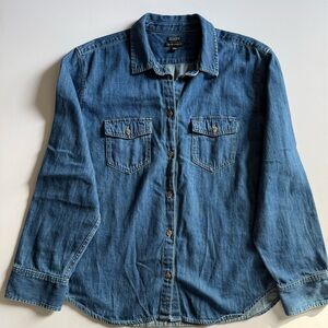 J. Crew Denim Garcon Classic Fit Vintage Denim Shirt Size 10 Medium Large
